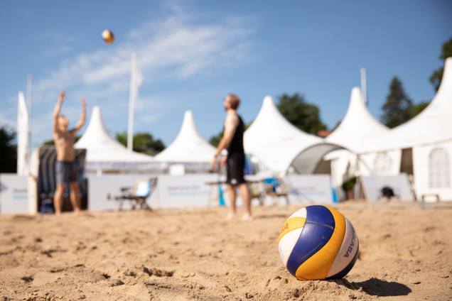 Beachvolleyballtrainer*in gesucht