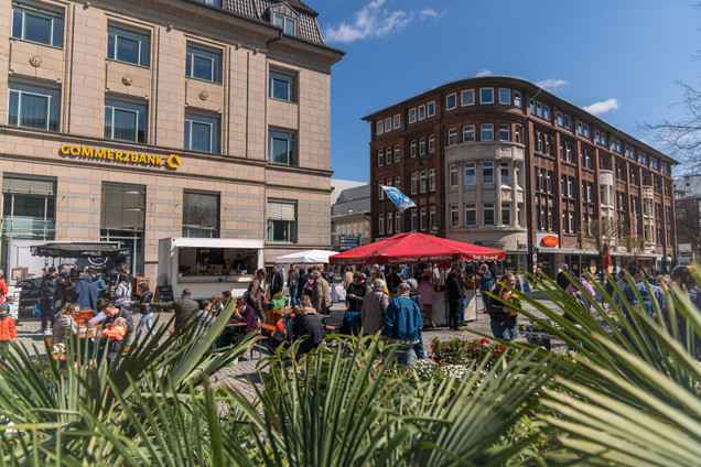 Der Asmus-Bremer-Platz zur Veranstaltung "Kiel blüht auf"